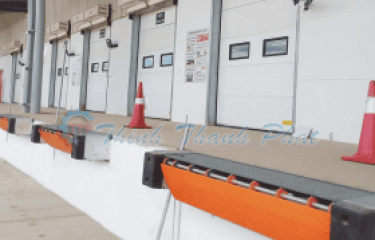Địa chỉ cung cấp trọn bộ hệ thống cửa xuất - nhập hàng